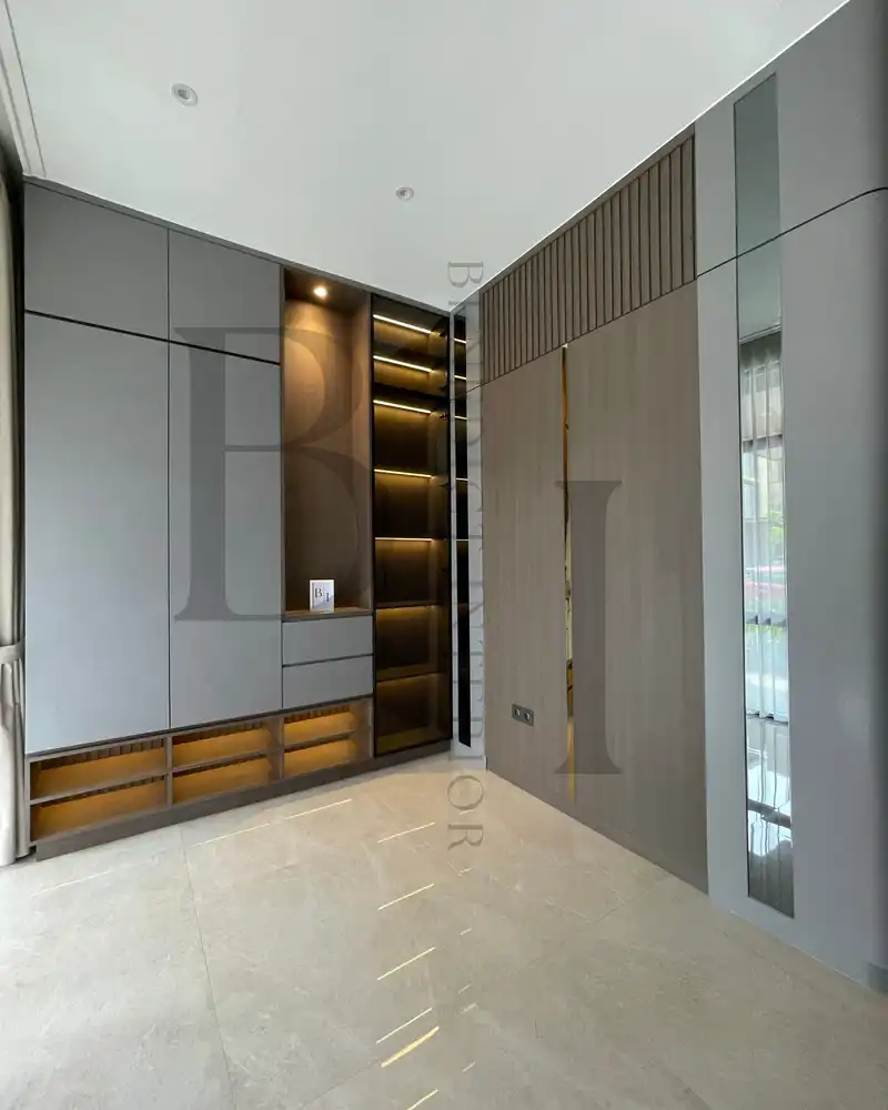 Lemari Wardrobe